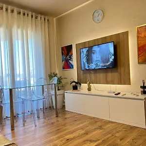  Appartement Nemis In The Centre Of Four Free Parking Albanie